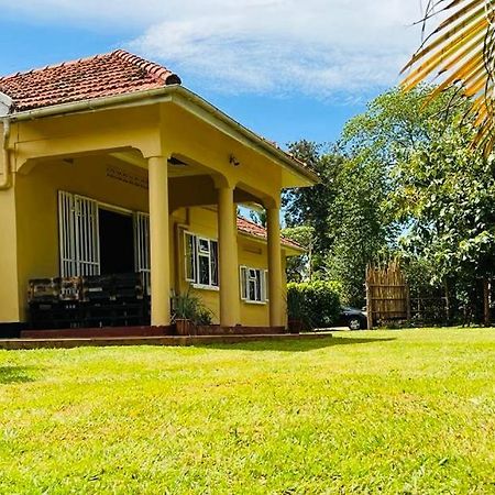 Buutu Nest Bed & Breakfast Jinja Ngoại thất bức ảnh