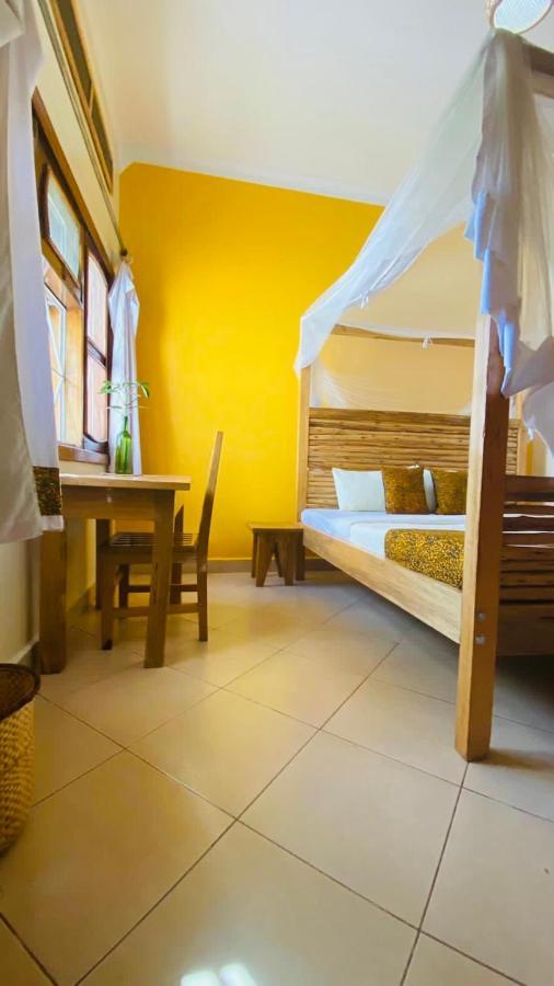 Buutu Nest Bed & Breakfast Jinja Ngoại thất bức ảnh