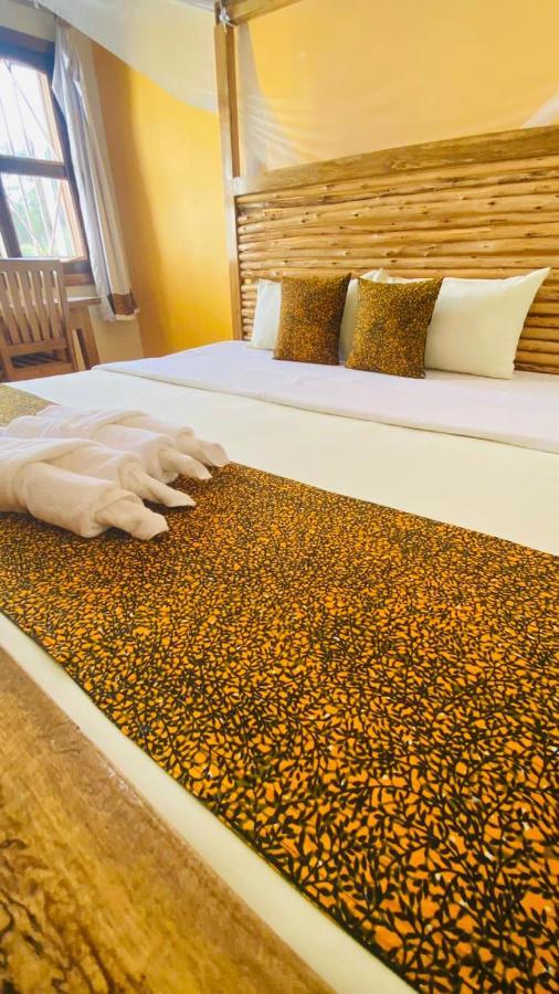 Buutu Nest Bed & Breakfast Jinja Ngoại thất bức ảnh